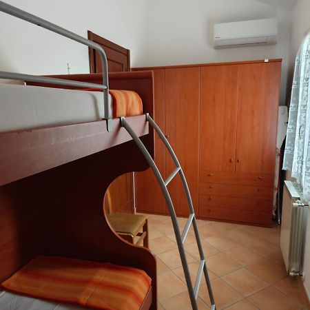 Diano San Pietro Ulivetoヴィラ エクステリア 写真
